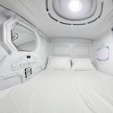 Hostel Aria Capsule Кишинёв Экстерьер фото